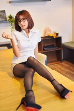假装情侣